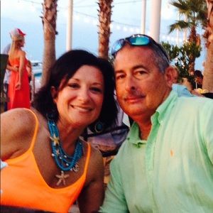 Meet your Posher, Robin